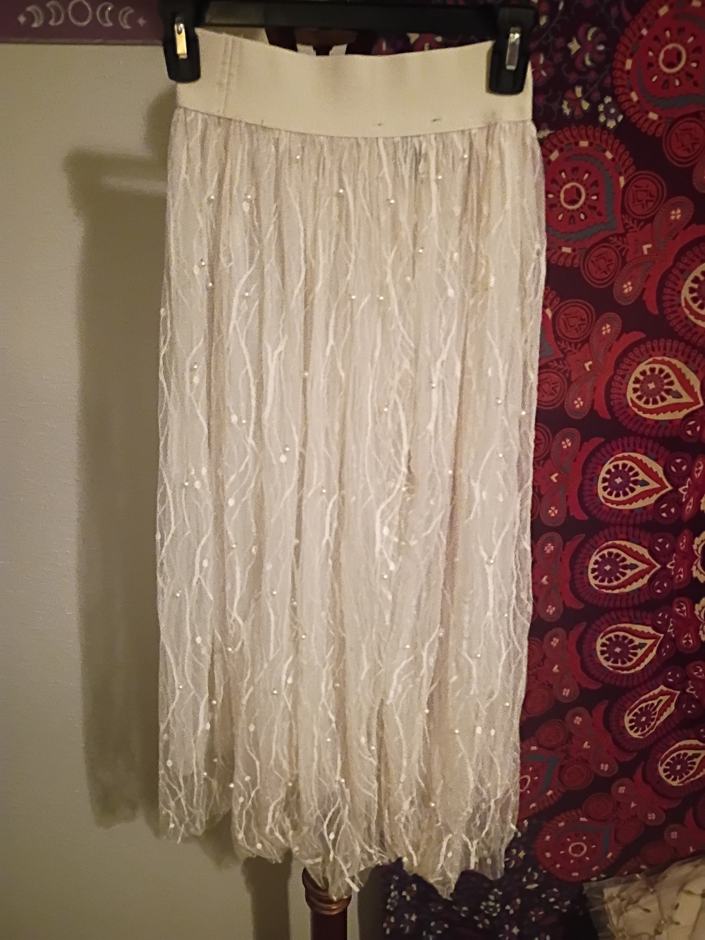Elegant Ivory Sequin-Embellished Maxi Skirt